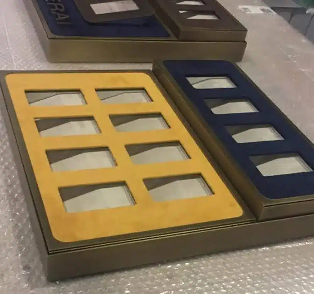 confezioni-con-volumi-solidi-e-leggeri