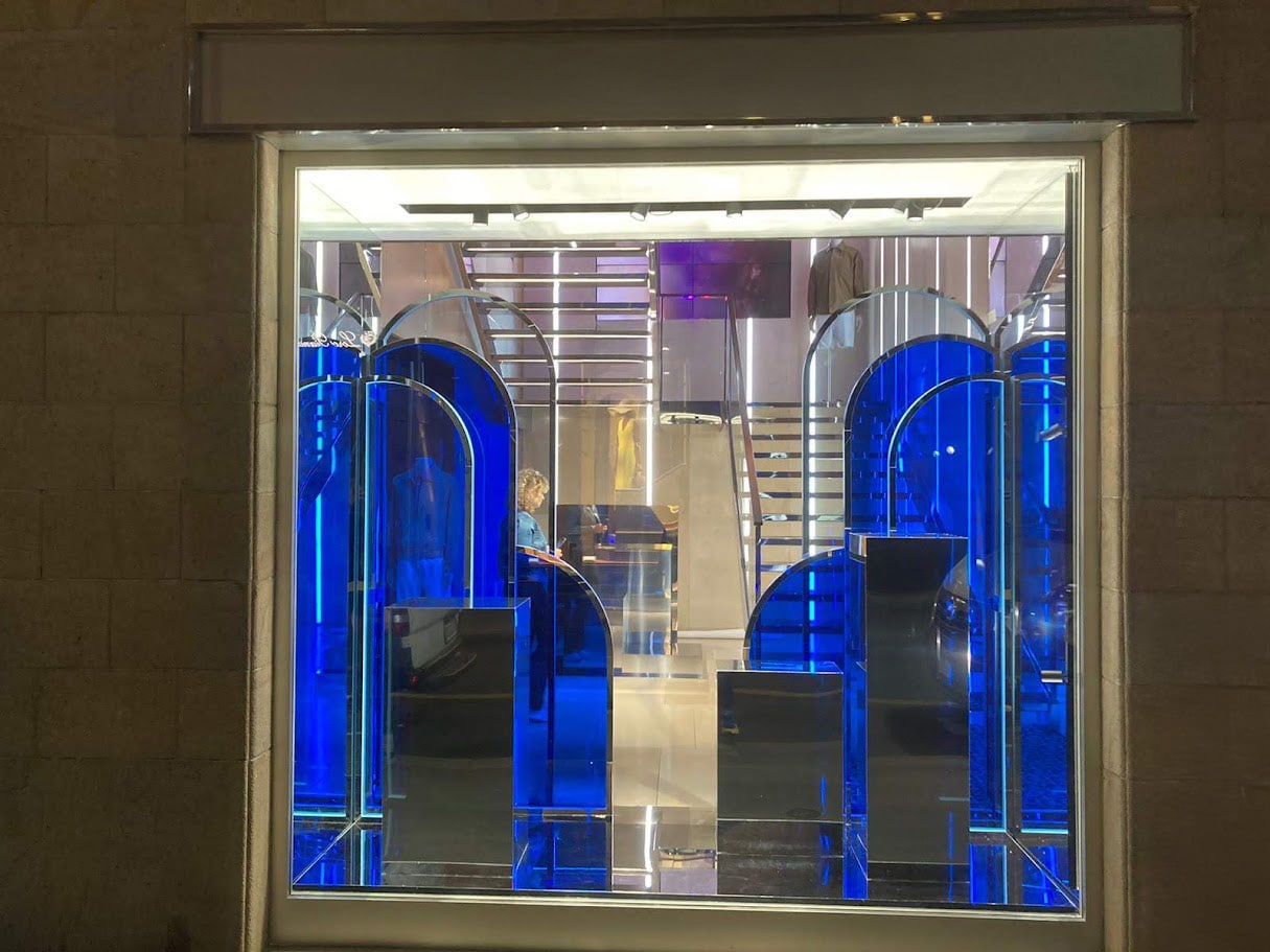 folding-vetrine-espositori-e-arredi